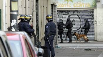 Paris attacks give rise to conspiracy theories